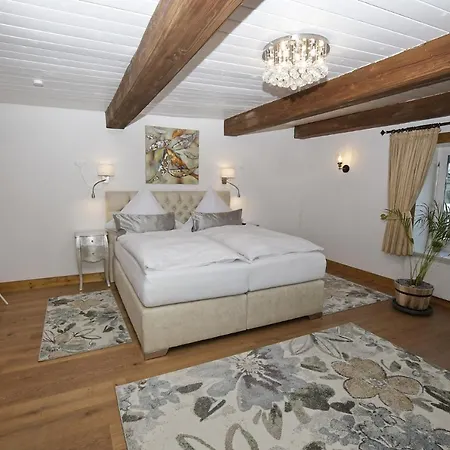 Landhaus Von Lilienfeld *